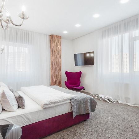 Royal Apartment Odessa Buitenkant foto
