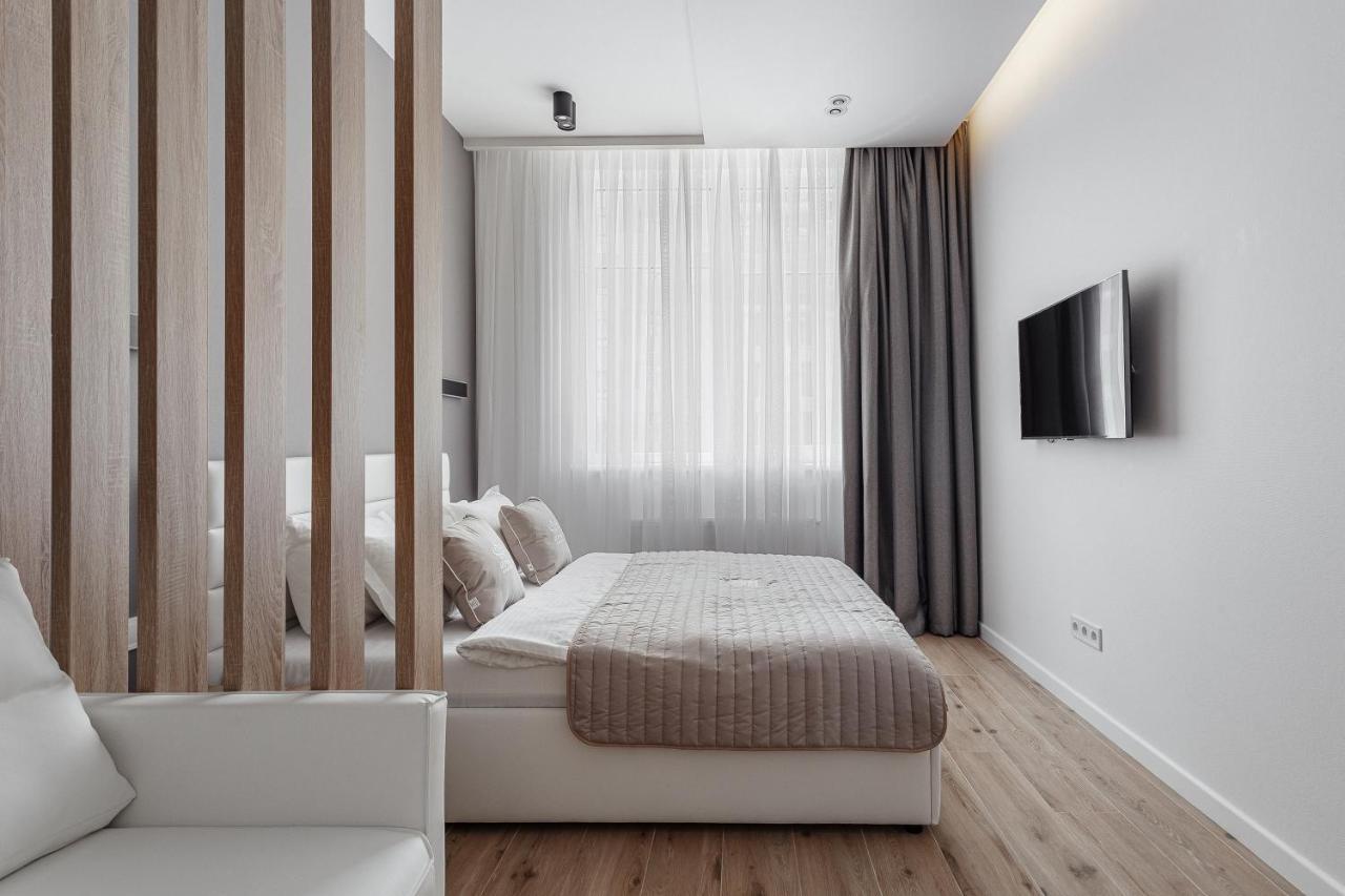Royal Apartment Odessa Buitenkant foto