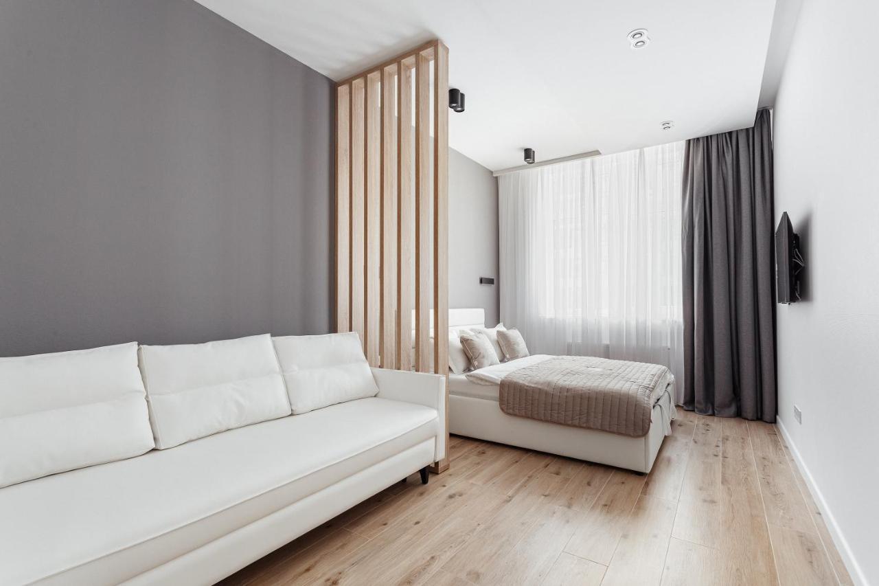 Royal Apartment Odessa Buitenkant foto